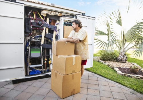 Is it cheaper to use pods or a moving company?